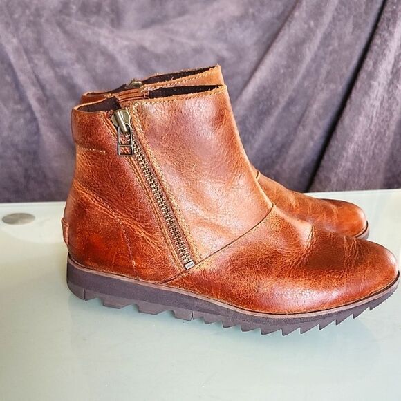Sorel Harlow Zip Leather Boots - Picture 1 of 9